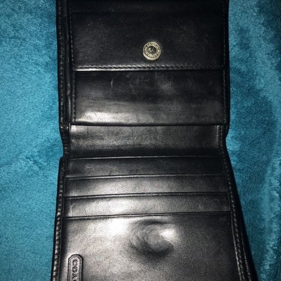 Designer Coach wallet for men!! Going for low!! - Picture 2 of 3